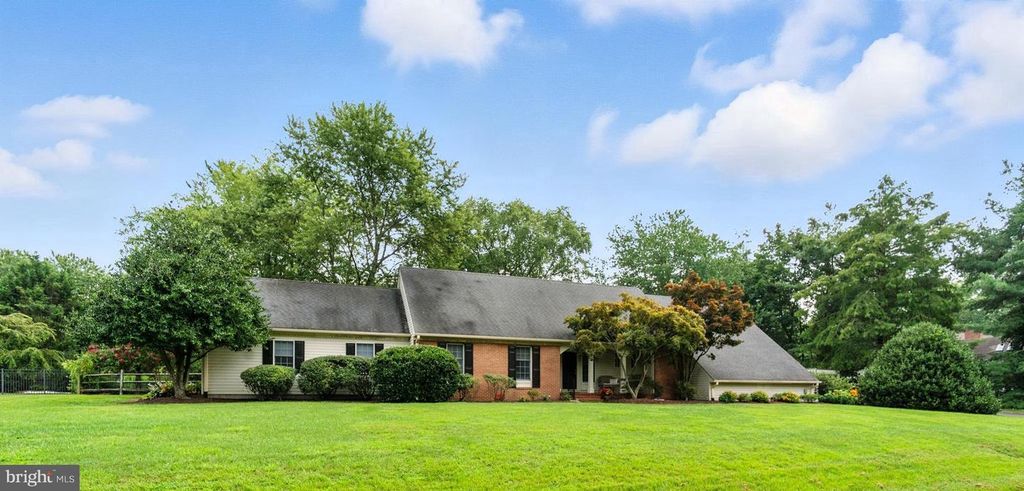 7729 COUNTRY CLUB LN, Chestertown, MD 21620
