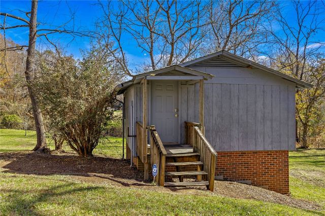 202 Cove Creek Road, Pickens, SC 29671