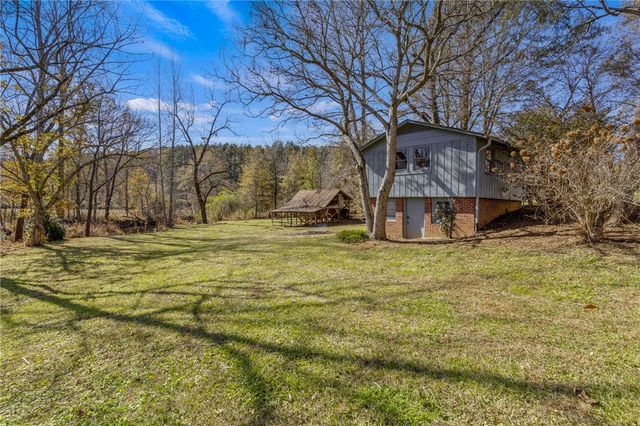 202 Cove Creek Road, Pickens, SC 29671