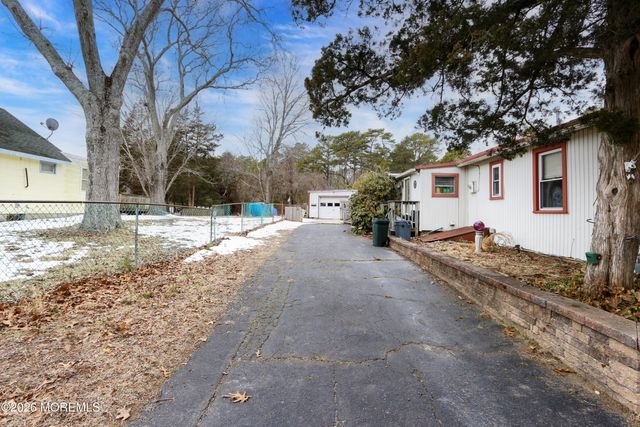 497 Main Street, West Creek, NJ 08092