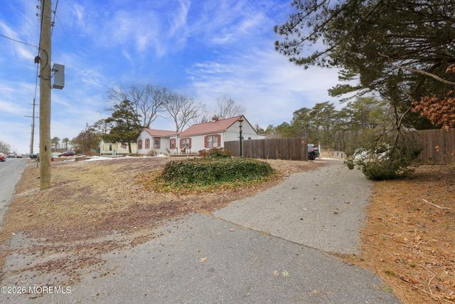 497 Main Street, West Creek, NJ 08092