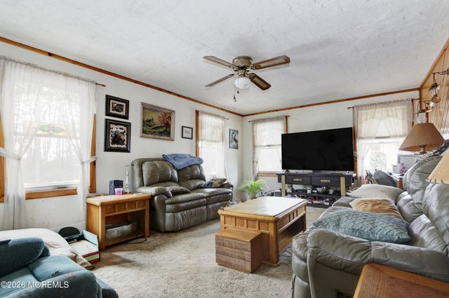 497 Main Street, West Creek, NJ 08092