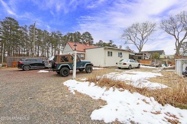 497 Main Street, West Creek, NJ 08092