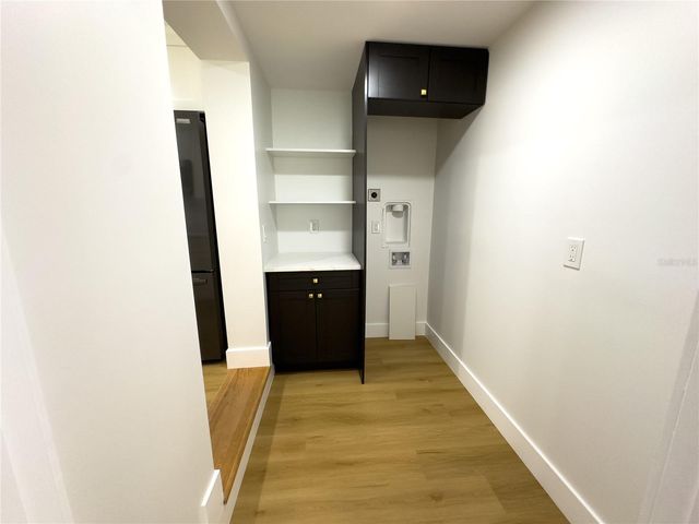 4105 W KNIGHTS AVENUE, Tampa, FL 33611