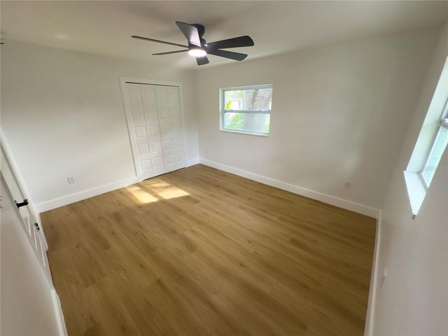 4105 W KNIGHTS AVENUE, Tampa, FL 33611