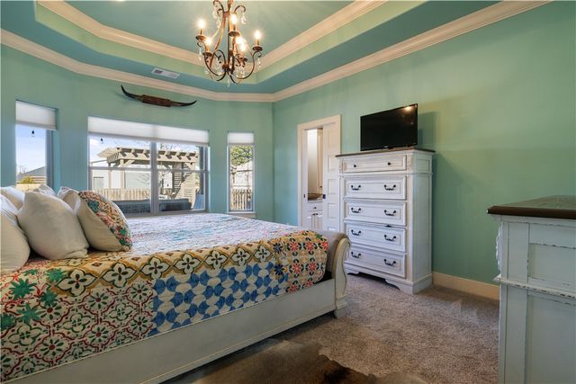 13738 Ua Beef Farm Road, Fayetteville, AR 72704