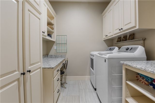 13738 Ua Beef Farm Road, Fayetteville, AR 72704