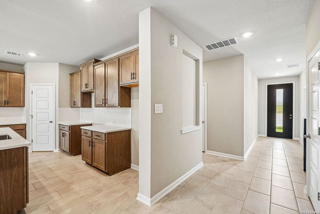 5563 Ennis Trace, San Antonio, TX 78253