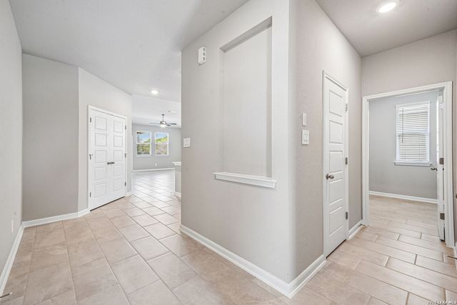 5563 Ennis Trace, San Antonio, TX 78253