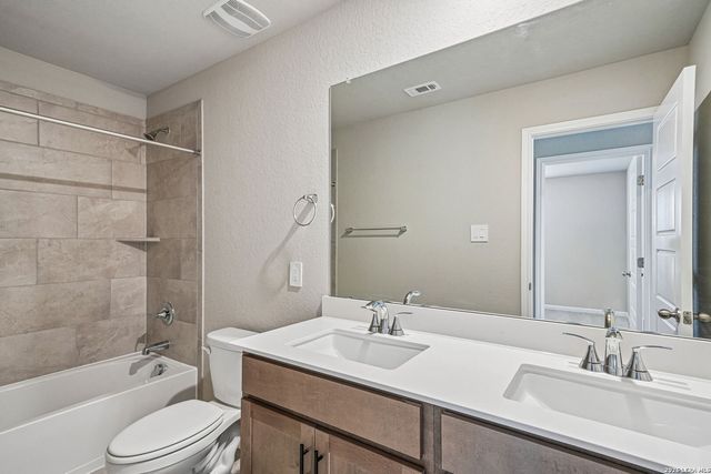 5563 Ennis Trace, San Antonio, TX 78253