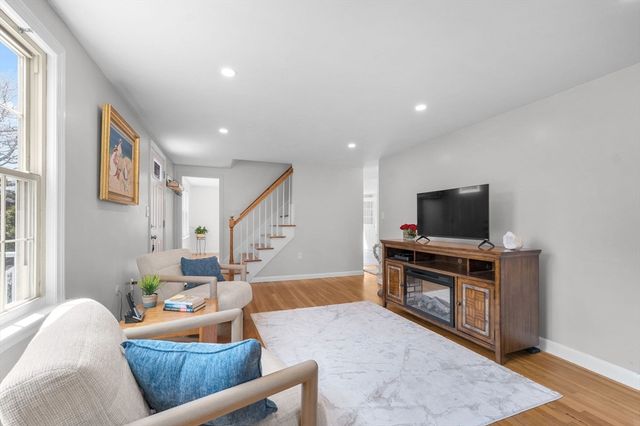 3 April Way, Plymouth, MA 02360
