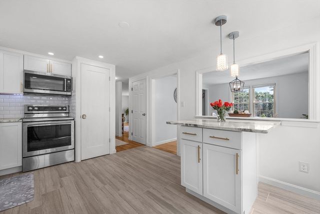 3 April Way, Plymouth, MA 02360