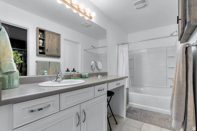 15297 S REINS WAY, Bluffdale, UT 84065