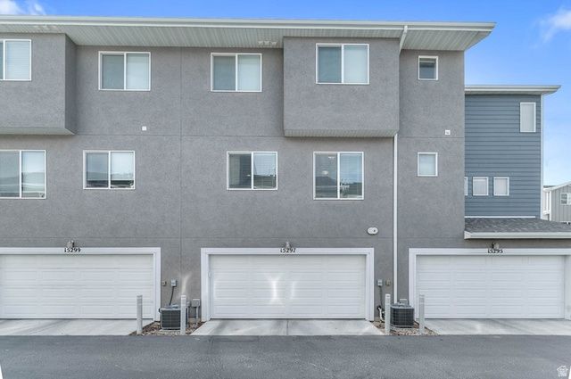 15297 S REINS WAY, Bluffdale, UT 84065