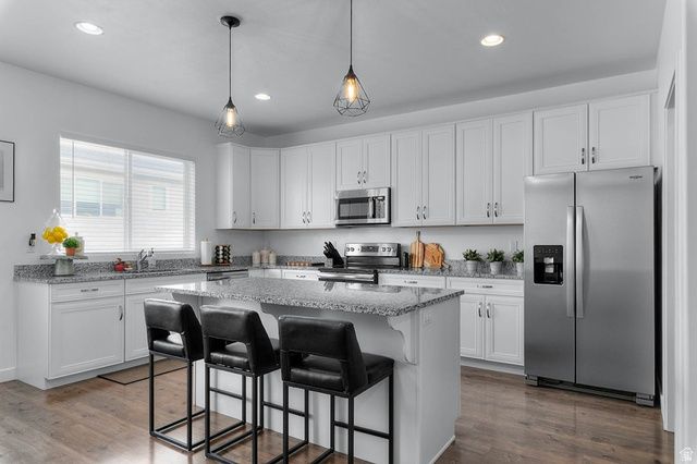 15297 S REINS WAY, Bluffdale, UT 84065