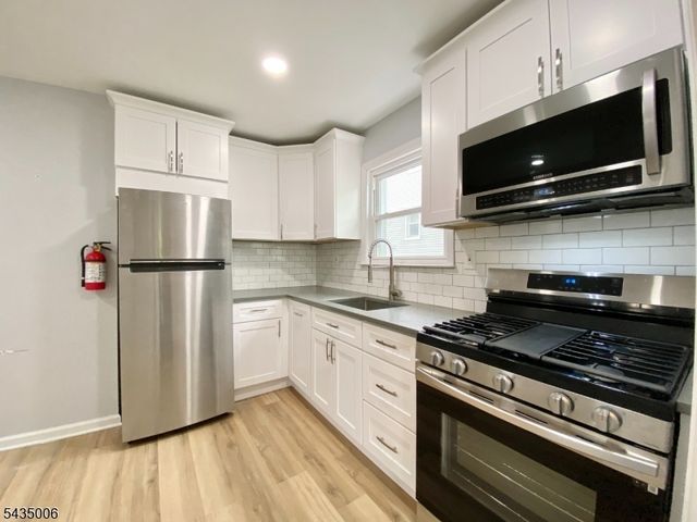 50 Jefferson Ave all, Hasbrouck Heights Boro, NJ 07604