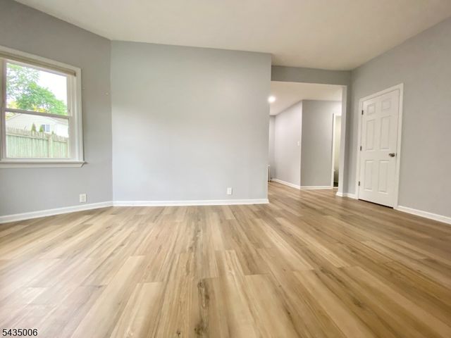 50 Jefferson Ave all, Hasbrouck Heights Boro, NJ 07604