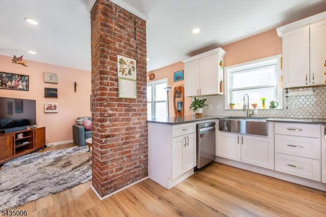 50 Jefferson Ave all, Hasbrouck Heights Boro, NJ 07604