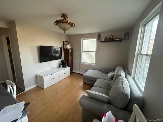 40 South Bayles Avenue Upper, Port Washington, NY 11050