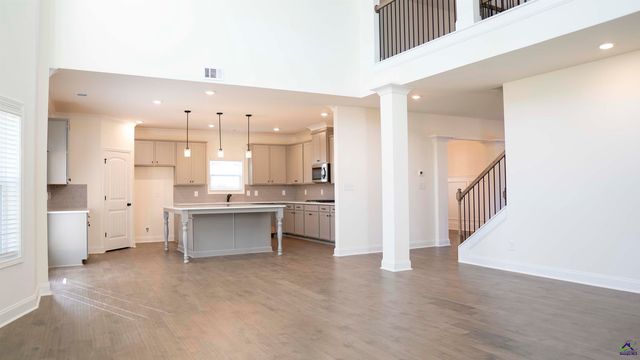 308 Garnet Drive, Bonaire, GA 31005