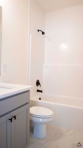 308 Garnet Drive, Bonaire, GA 31005