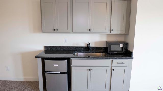 308 Garnet Drive, Bonaire, GA 31005