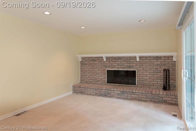 912 S Glenhurst Drive, Birmingham, MI 48009