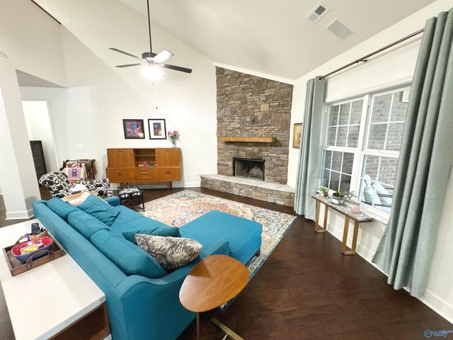 2709 Thornton Circle, Huntsville, AL 35801