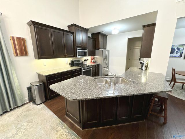 2709 Thornton Circle, Huntsville, AL 35801