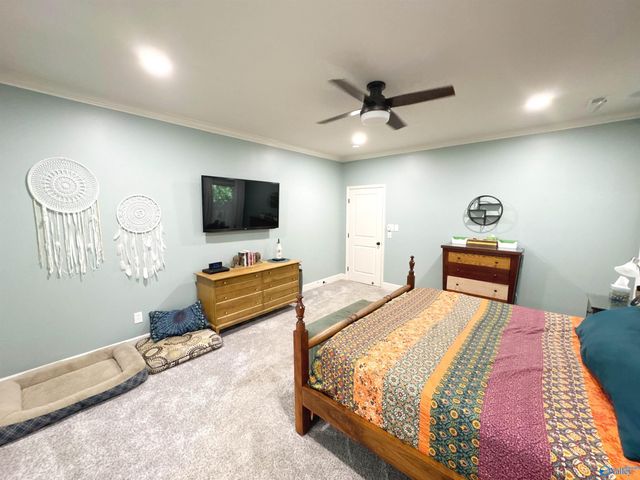 2709 Thornton Circle, Huntsville, AL 35801