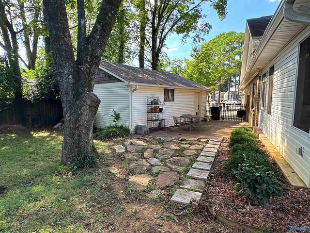 2709 Thornton Circle, Huntsville, AL 35801