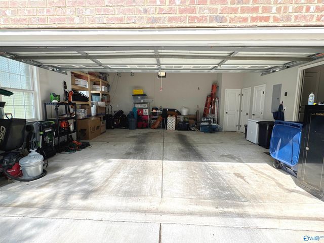 2709 Thornton Circle, Huntsville, AL 35801