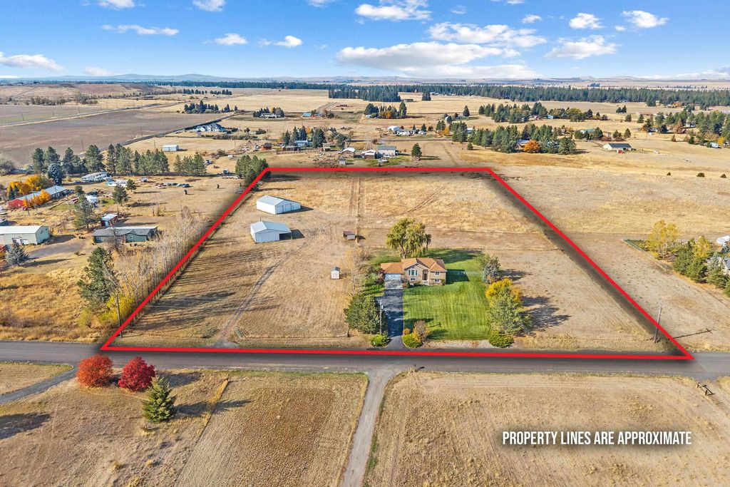 908 S Fairchild St, Medical Lake, WA 99022 photo 2