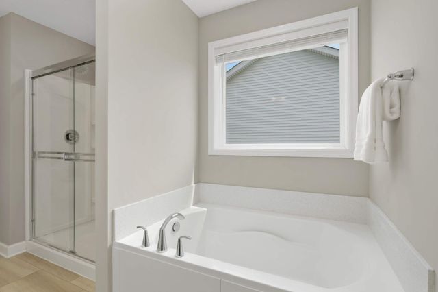 9850 Glacial Valley Road N, Woodbury, MN 55129