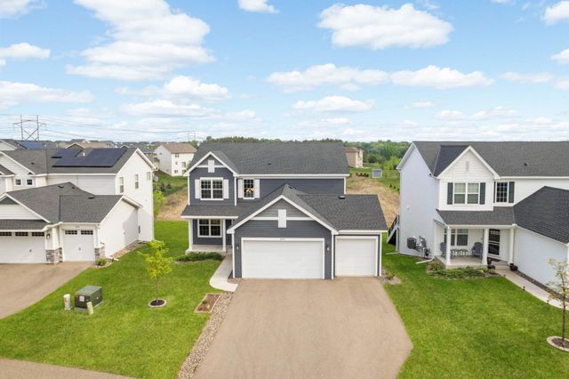 9850 Glacial Valley Road N, Woodbury, MN 55129