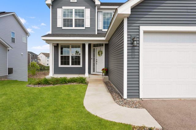 9850 Glacial Valley Road N, Woodbury, MN 55129