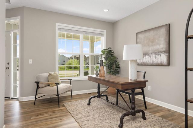 9850 Glacial Valley Road N, Woodbury, MN 55129