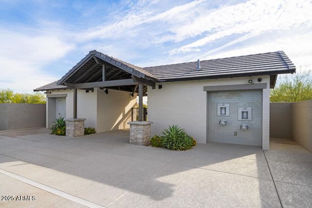 8849 W OREGON Avenue, Glendale, AZ 85305