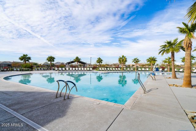 8849 W OREGON Avenue, Glendale, AZ 85305