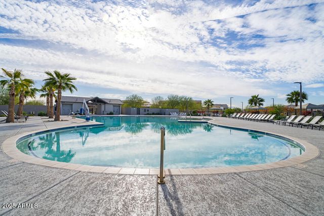 8849 W OREGON Avenue, Glendale, AZ 85305