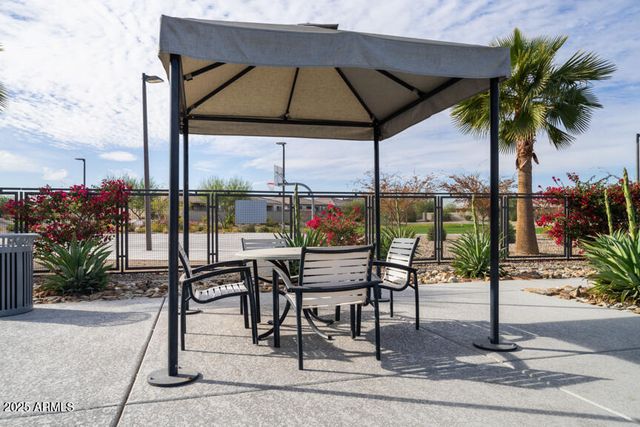 8849 W OREGON Avenue, Glendale, AZ 85305