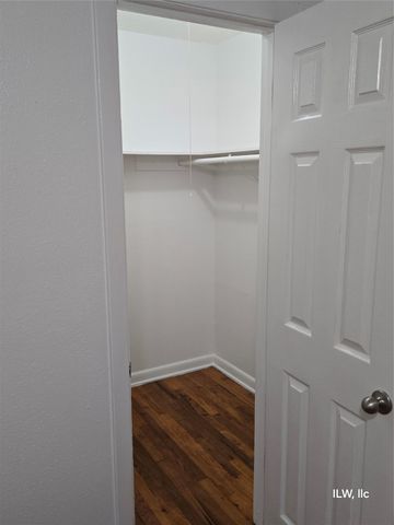 301 Avondale Street 28, Houston, TX 77006