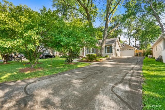 116 Deer Path Road, Lake In The Hills, IL 60156