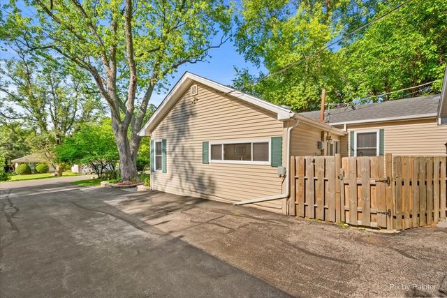 116 Deer Path Road, Lake In The Hills, IL 60156