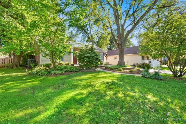 116 Deer Path Road, Lake In The Hills, IL 60156