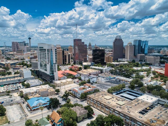 221 Lexington Ave Apt 104, San Antonio, TX 78215