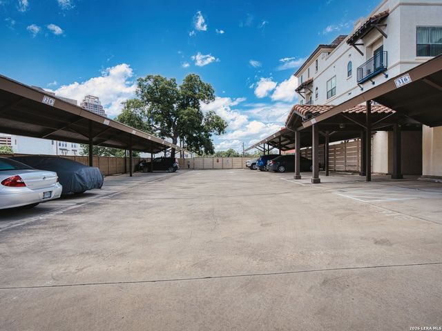 221 Lexington Ave Apt 104, San Antonio, TX 78215