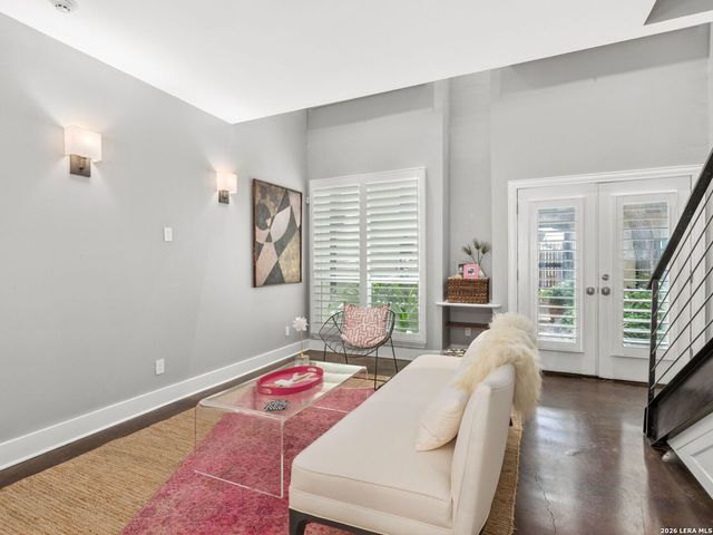221 Lexington Ave Apt 104, San Antonio, TX 78215