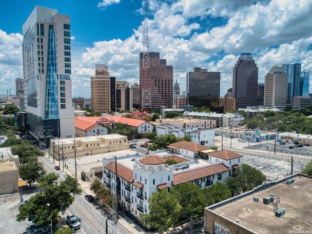 221 Lexington Ave Apt 104, San Antonio, TX 78215