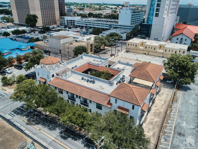 221 Lexington Ave Apt 104, San Antonio, TX 78215